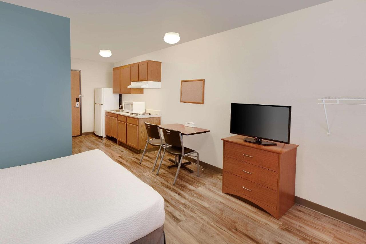 Woodspring Suites Council Bluffs Εξωτερικό φωτογραφία
