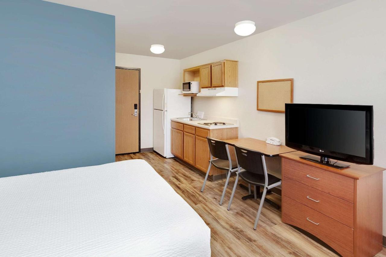 Woodspring Suites Council Bluffs Εξωτερικό φωτογραφία